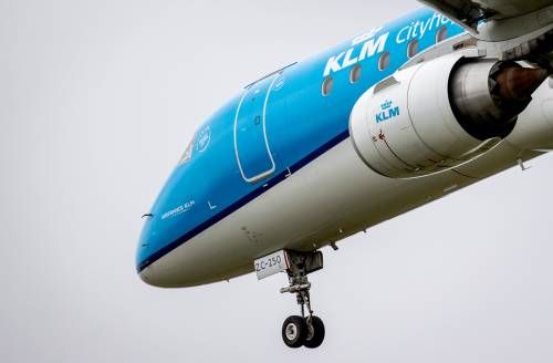 KLM: zaterdag meer duidelijkheid over loonoffers