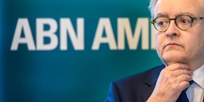 'Vertrek financieel directeur klap voor ABN AMRO'