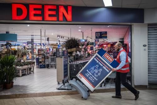 Supermarktketen DEEN verkocht aan AH, Vomar en DekaMarkt