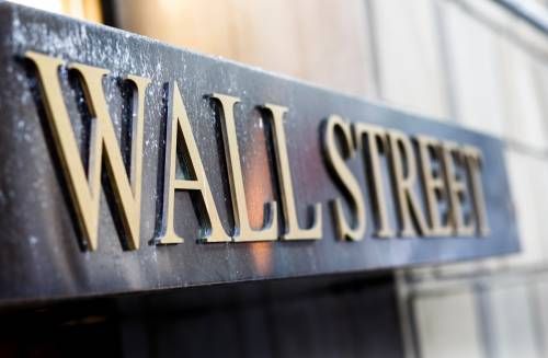 Wall Street opent in de min door stijgende rente